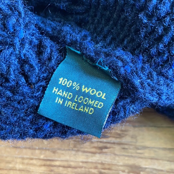 Classical Culture Wool Sweater - Picture 4 of 4